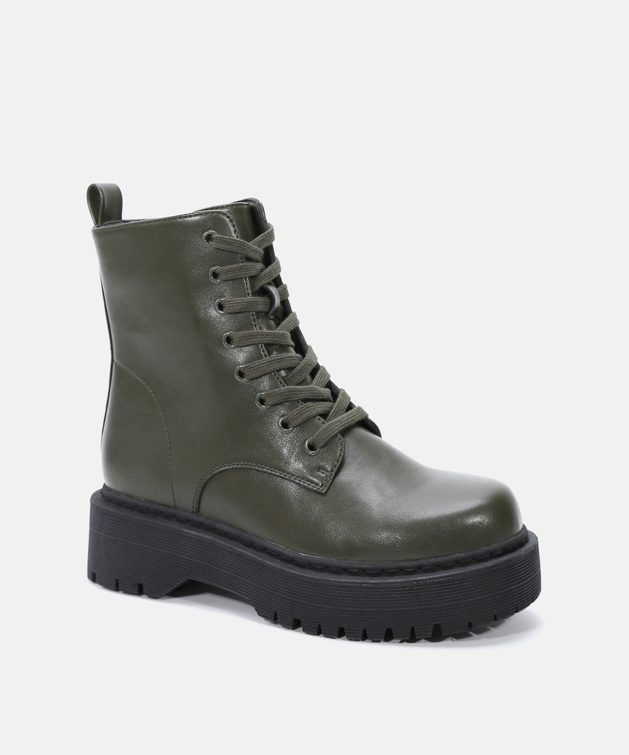 Botines militares plataforma image number null